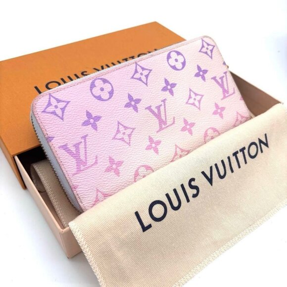 Louis Vuitton Monogram Giant Spring In The City Zippy Wallet Sunrise Pastel Pink - Picture 1 of 16